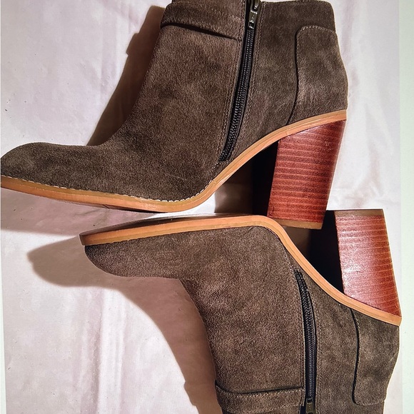 Sole Society Olive Green Suede Ankle Paislee Women Boots Sz-9 Pre-owned - Picture 2 of 4